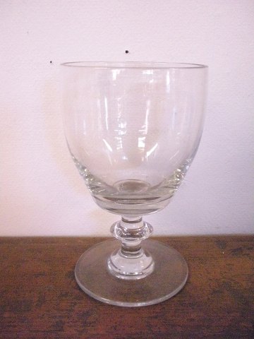 Stort  tøndeformet glas Højde 13,4cm.