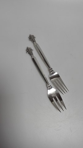 Georg Jensen Queen lunch forks of sterling silver