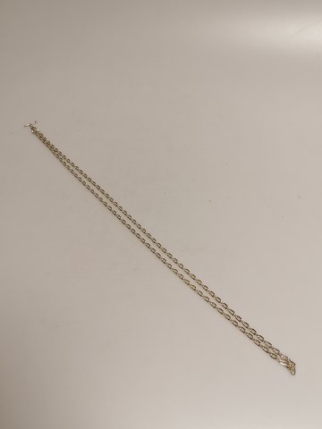 Halskæde af sølv  længden 72cm.
