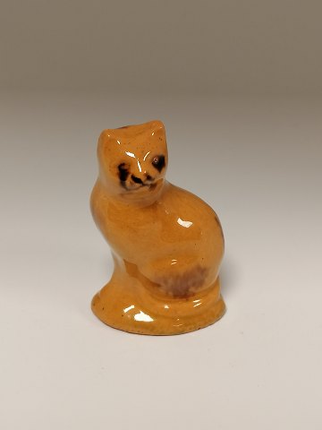 Dansk lertøj i form af en lille kat